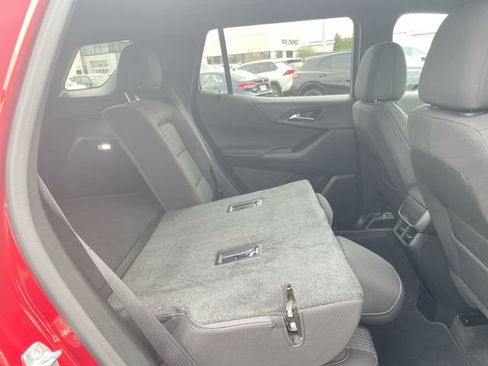 Used 2026 Chevrolet Equinox LT image 16