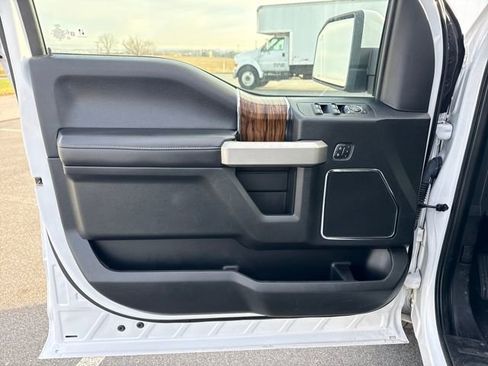 Used 2020 Ford F150 Lariat w/ Equipment Group 501A Mid image 24