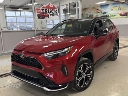 New 2025 Toyota RAV4 XSE w/ Weather Package