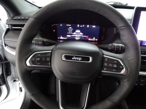 Certified 2023 Jeep Compass High Altitude w/ Driver Assist Group I AWD/4WD image 6