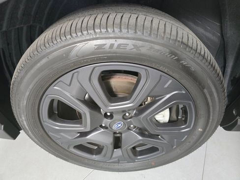 Used 2025 Subaru Ascent Bronze Edition image 9