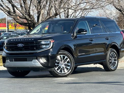 Certified 2025 Ford Expedition Platinum image 1
