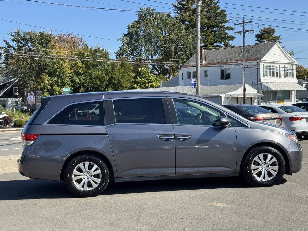 Used 2014 Honda Odyssey EX image 8