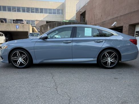 Used 2022 Honda Accord Touring image 16
