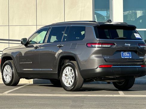 Used 2024 Jeep Grand Cherokee L Laredo image 5