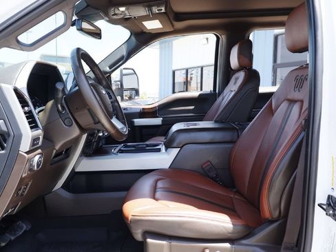 Used 2022 Ford F350 King Ranch w/ King Ranch Ultimate Package AWD/4WD image 4