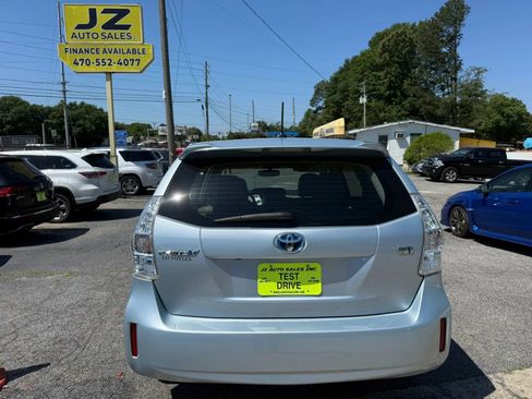 Used 2012 Toyota Prius V Five FWD image 5