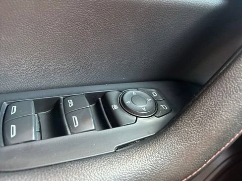 Used 2020 Chevrolet Blazer RS FWD image 20