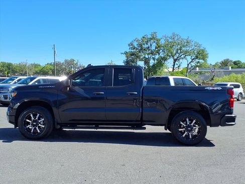 Used 2023 Chevrolet Silverado 1500 Custom AWD/4WD image 4