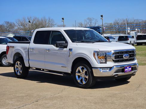 Used 2021 Ford F150 XLT w/ Equipment Group 302A High image 3