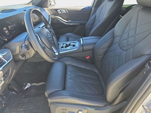 Used 2024 BMW X5 xDrive50e w/ Parking Assistance Package image 19
