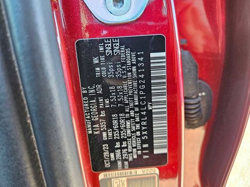 Certified 2023 Kia Sorento S w/ Panoramic Sunroof Package image 29