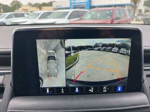 Used 2022 Chevrolet Tahoe Z71 w/ Luxury Package image 26