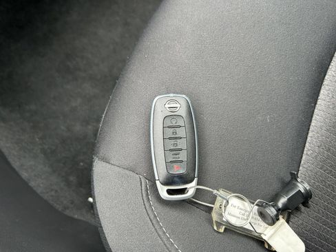 Used 2026 Nissan Altima 2.5 SV FWD image 18