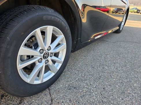 Used 2025 Toyota Camry LE image 35