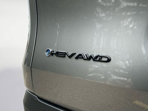 Used 2025 Toyota Grand Highlander AWD Hybrid image 19