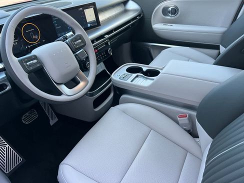 New 2026 Hyundai Ioniq 9 Calligraphy image 11