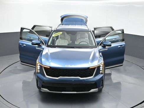 New 2025 Kia Sorento EX image 61