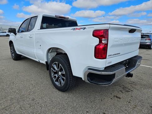 Used 2023 Chevrolet Silverado 1500 LT image 5