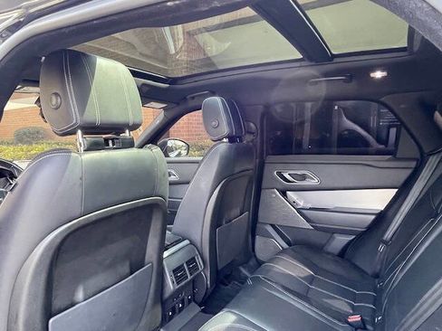 Used 2018 Land Rover Range Rover Velar R-Dynamic SE image 20
