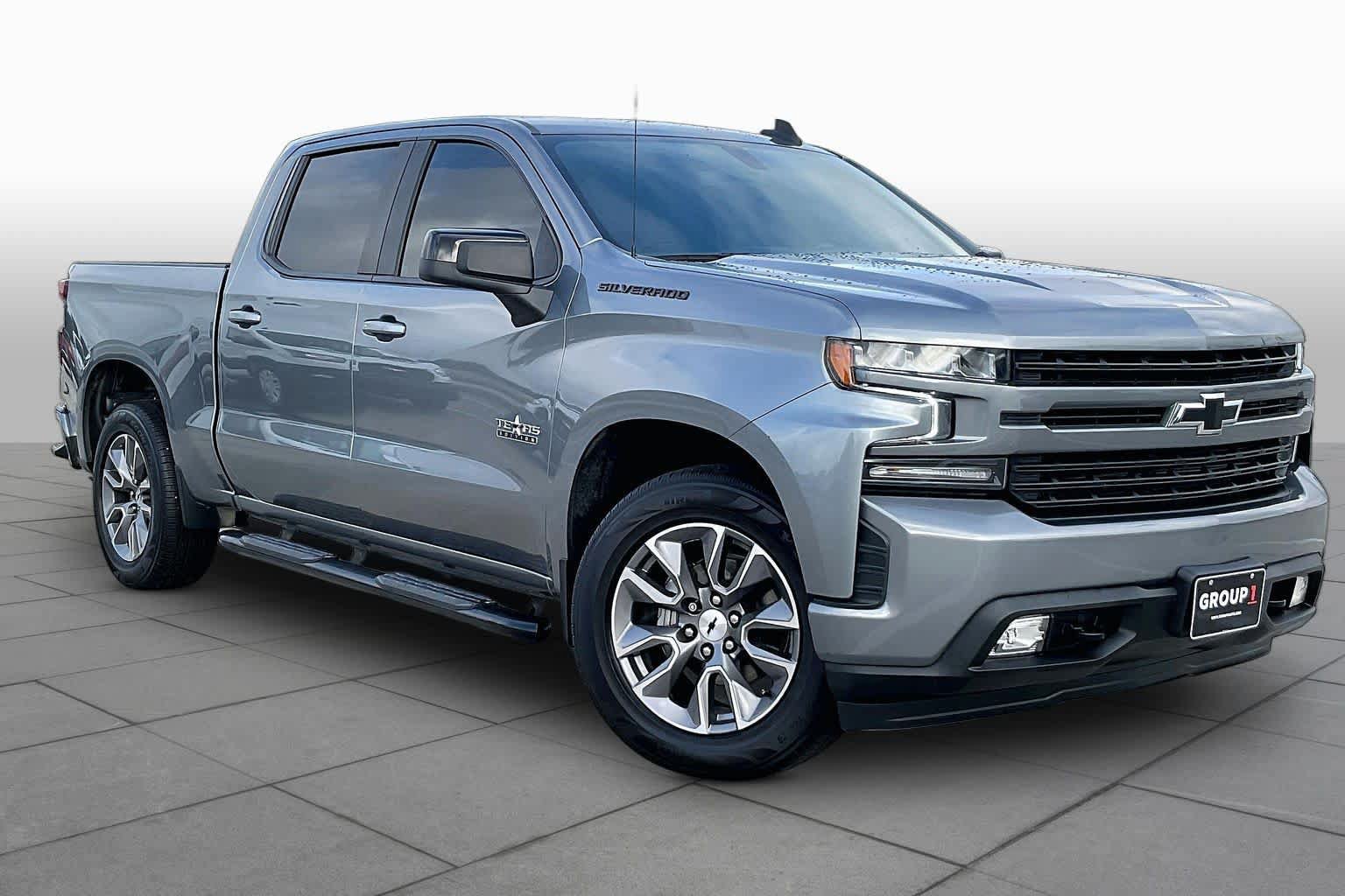 Used 2021 Chevrolet Silverado 1500 RST w/ LPO, Dark Essentials Package RWD image 3