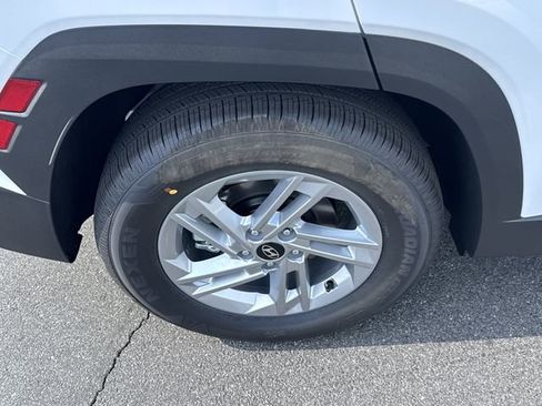 New 2026 Hyundai Tucson SE FWD image 17