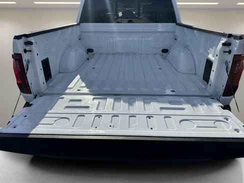 Used 2024 Ford F150 XLT w/ Equipment Group 302A MID image 7