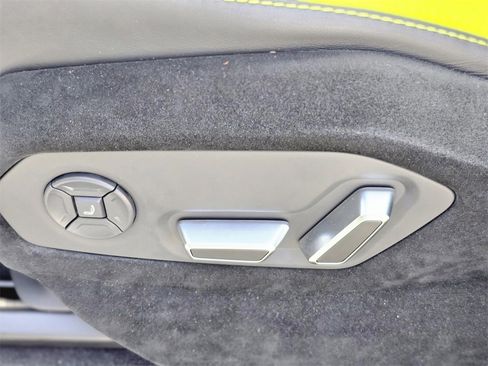 Used 2024 Lamborghini Urus Performante image 21