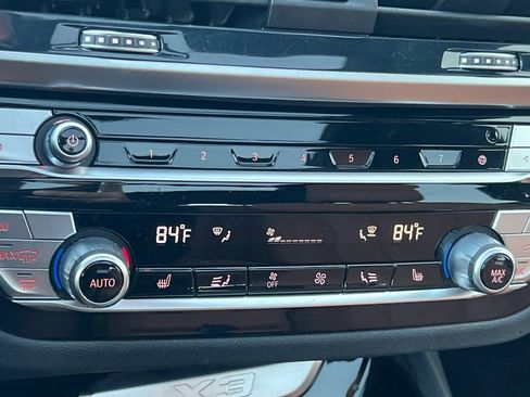 Used 2021 BMW X3 xDrive30i w/ M Sport Package image 17