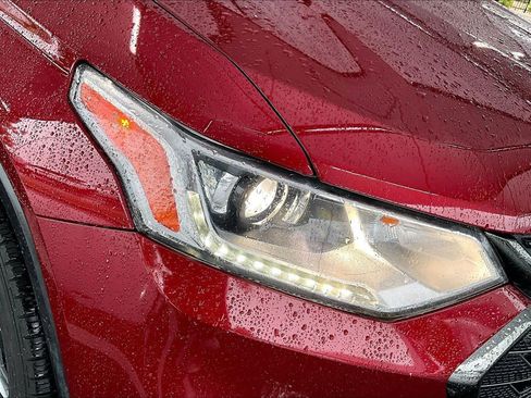 Used 2020 Chevrolet Traverse RS AWD/4WD image 28