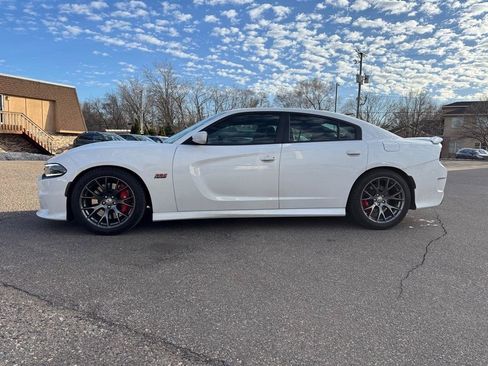 Used 2015 Dodge Charger SRT w/ Harman/Kardon Audio Group image 9