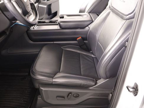 Used 2025 Ford Expedition Max Platinum w/ Stealth Performance Package image 12