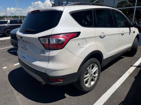 Used 2018 Ford Escape SEL AWD/4WD image 4
