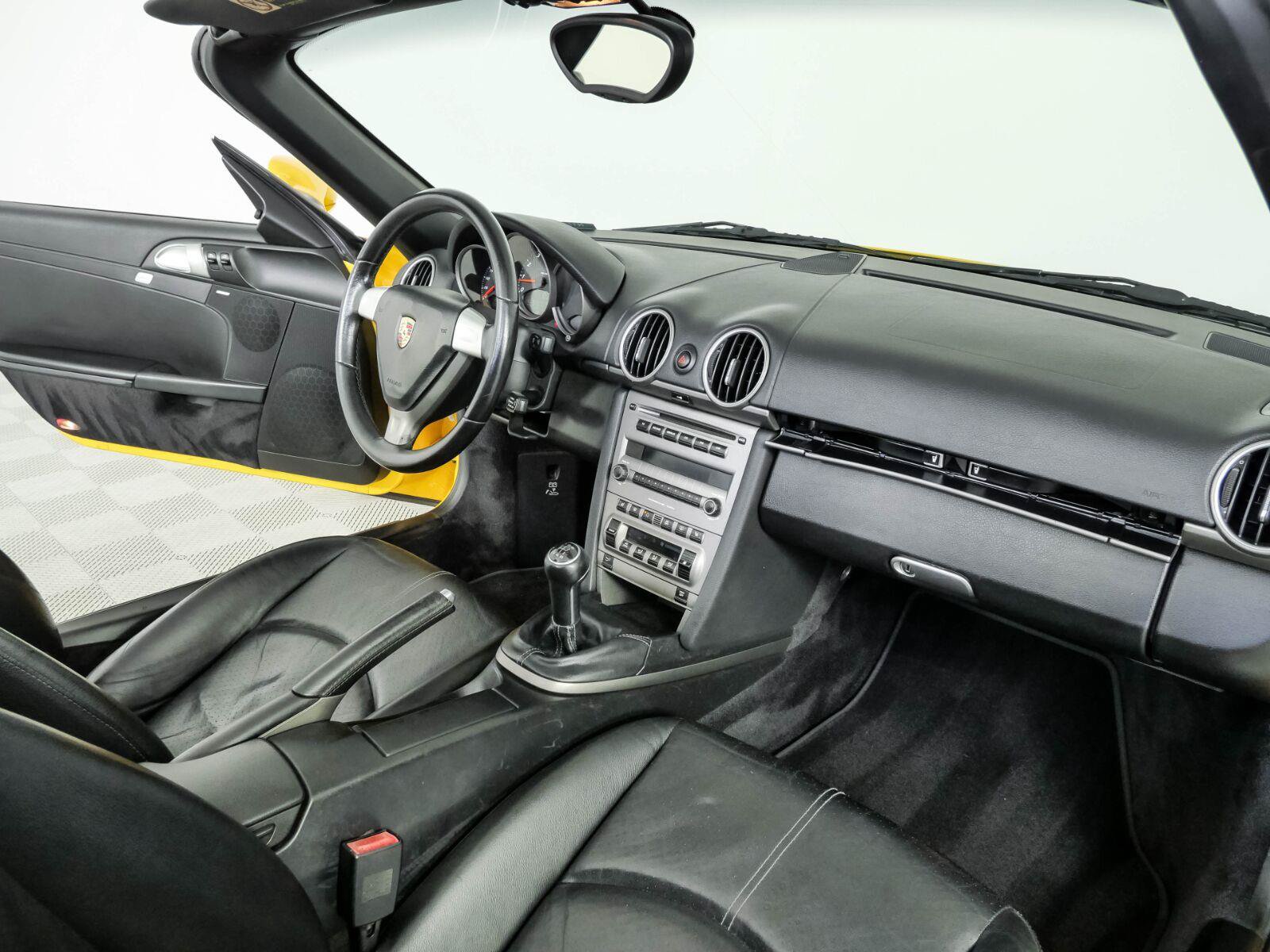 Used 2005 Porsche Boxster RWD image 15