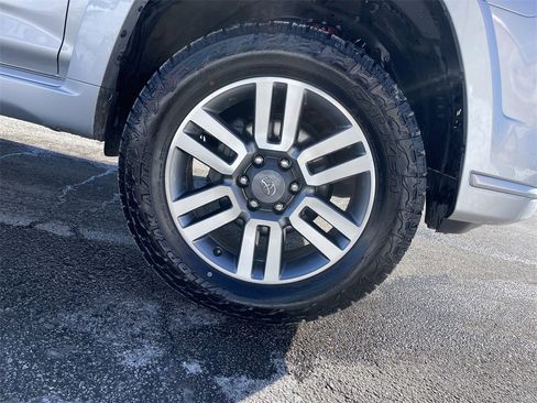 Used 2023 Toyota 4Runner TRD Sport image 11