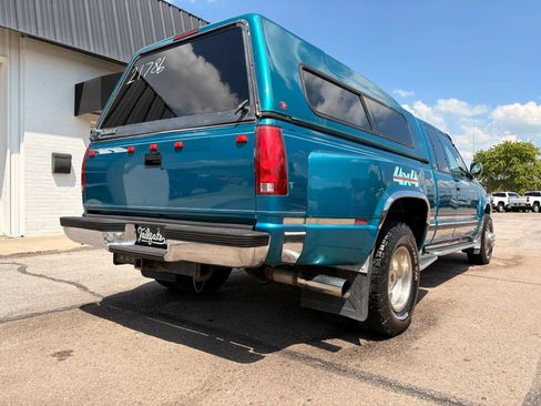 Used 1994 Chevrolet Silverado 3500 4x4 Extended Cab image 7