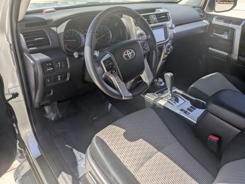 Used 2016 Toyota 4Runner SR5 image 8