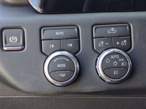 New 2026 GMC Sierra 1500 Elevation AWD/4WD image 30