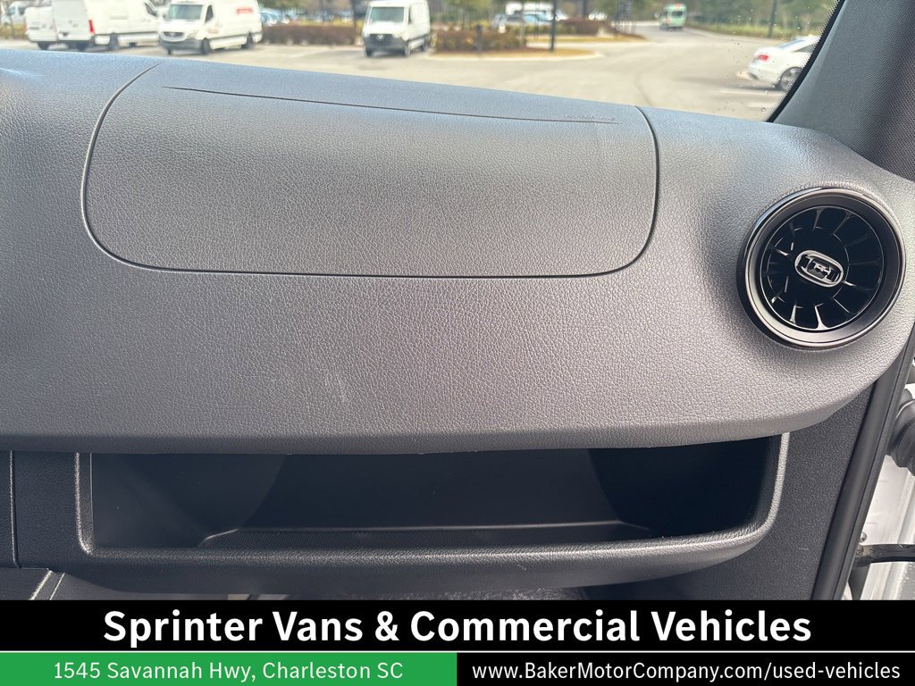 Used 2024 Mercedes-Benz Sprinter 2500 image 31