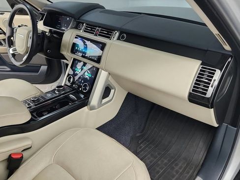 Used 2019 Land Rover Range Rover Supercharged AWD/4WD image 29
