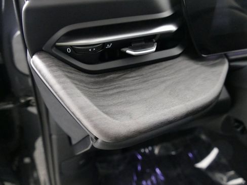 Certified 2025 Audi Q5 2.0T Premium Plus w/ Premium Plus image 15