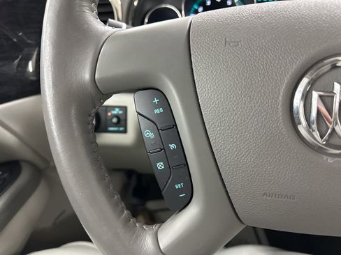 Used 2017 Buick Enclave Premium image 35