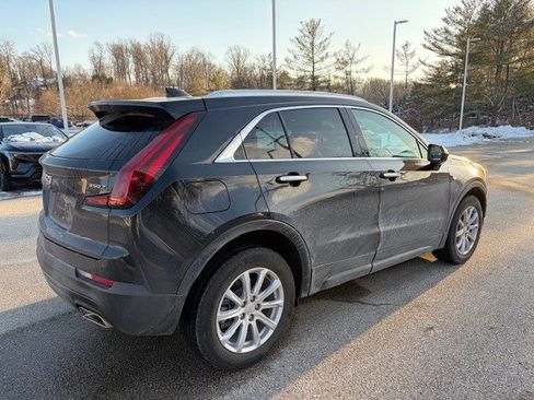 Certified 2023 Cadillac XT4 Luxury w/ Cold Weather Package image 3