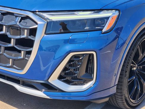 Used 2025 Audi SQ7 Premium Plus w/ Executive Package AWD/4WD image 8