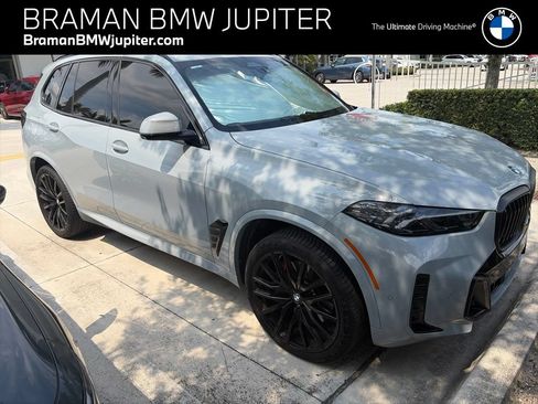 Used 2026 BMW X5 sDrive40i w/ M Sport Package RWD image 1