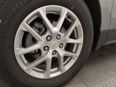 Used 2023 Chevrolet Equinox LT w/ LPO, Floor Liner Package image 31