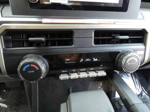 Used 2025 Toyota Tacoma SR5 image 68