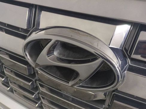 Used 2023 Hyundai Palisade Limited FWD image 13