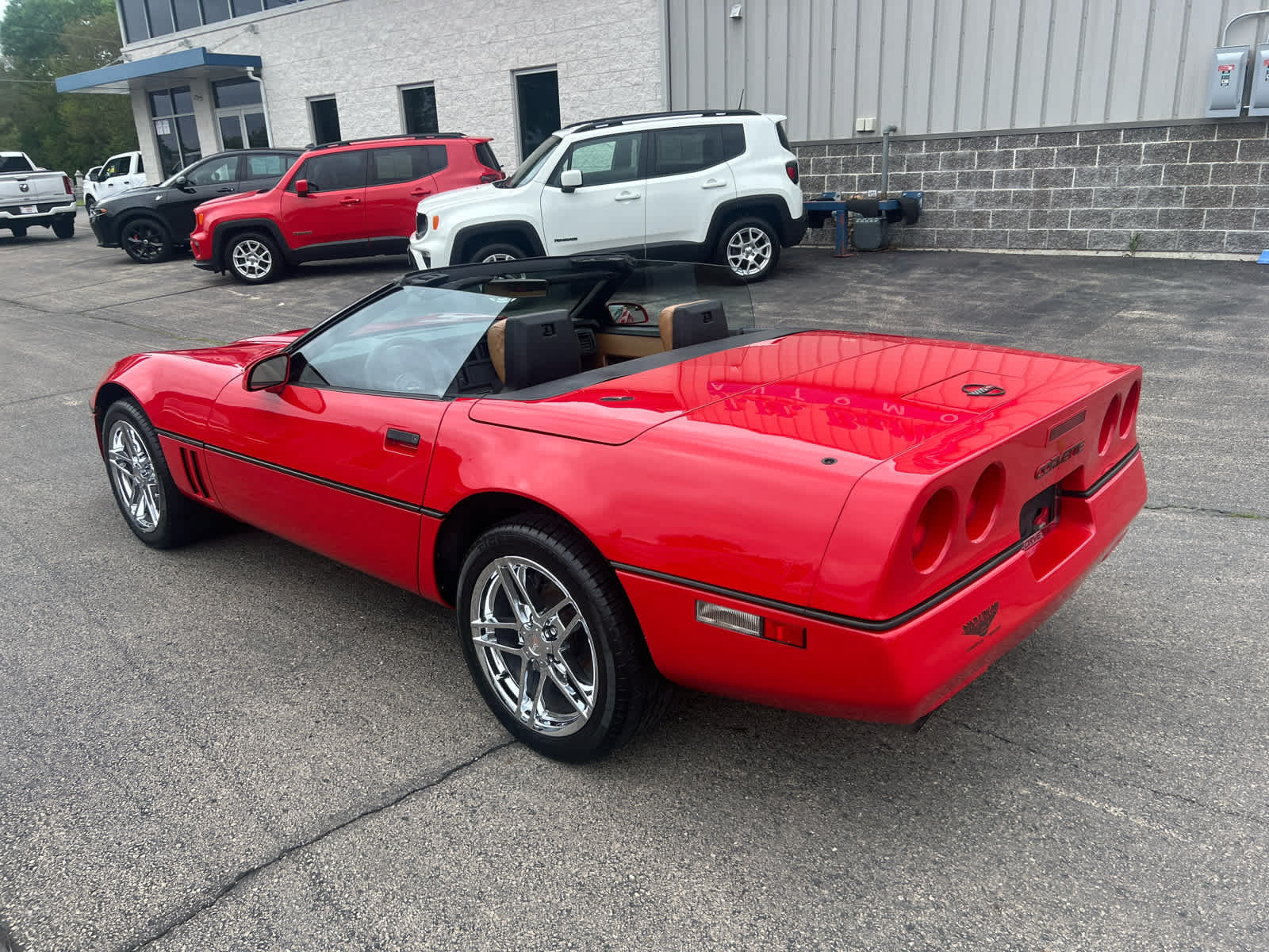 Used 1989 Chevrolet Corvette Convertible RWD image 5