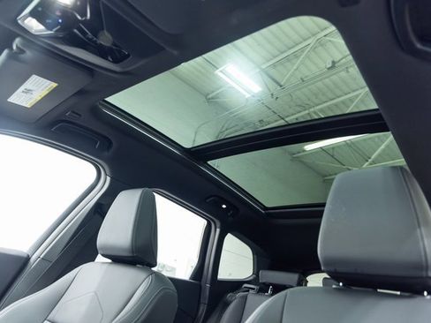 Certified 2025 BMW X1 xDrive28i w/ Convenience Package image 11